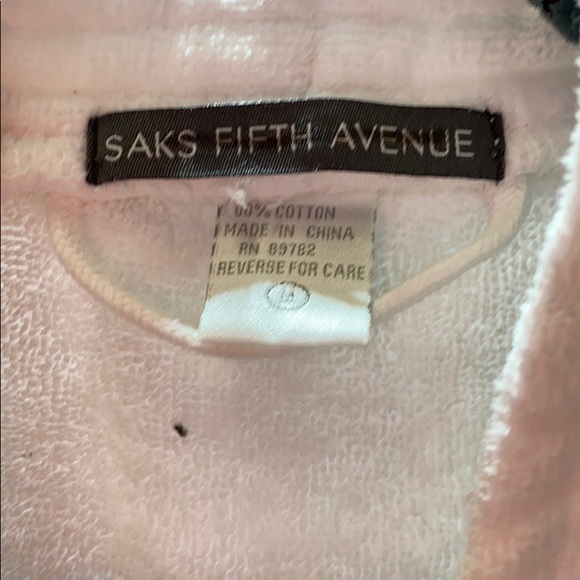 Saks Fifth Avenue robe - Picture 2 of 3